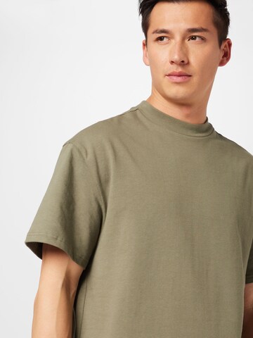 WEEKDAY - Camiseta 'Great' en verde