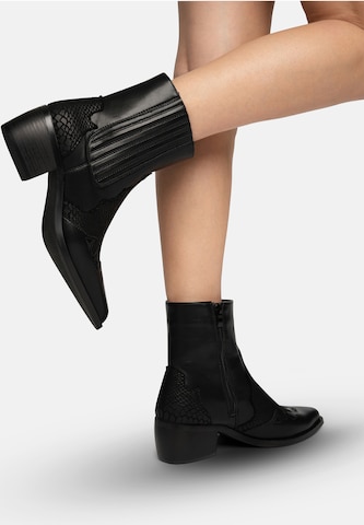 Salinyang Støvletter i sort