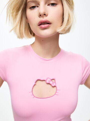 Pull&Bear T-Shirt 'HELLO KITTY' in Pink