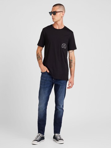 TOMMY HILFIGER T-Shirt in Schwarz