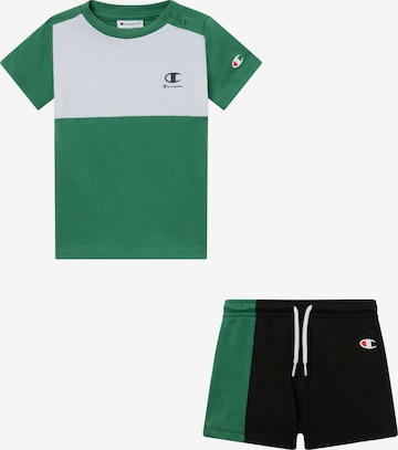 Champion Authentic Athletic Apparel Set i grön: framsida
