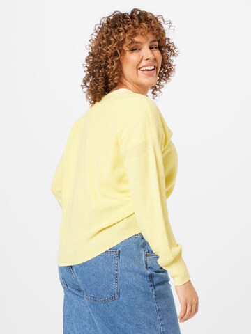 Vero Moda Curve Knit Cardigan in Yellow