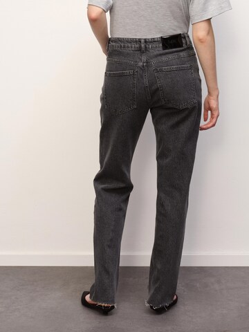 RÆRE by Lorena Rae Regular Jeans 'Falda' in Grijs
