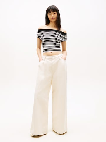 Tommy Jeans Baggy Bandplooi jeans in Wit