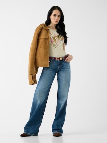 GUESS T-Shirt in Gelb
