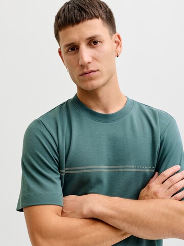 JACK & JONES Bluser & t-shirts 'JCOFUSION' i grøn