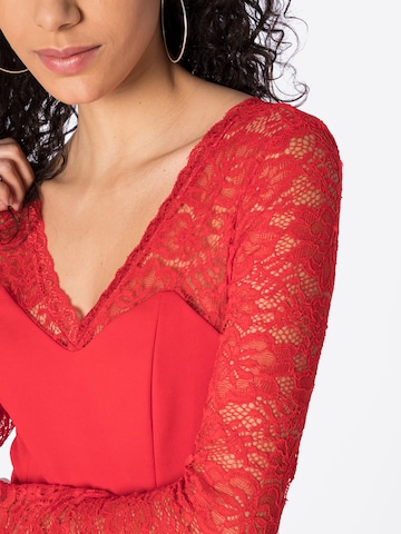 Robe 'ALMA' WAL G. en rouge