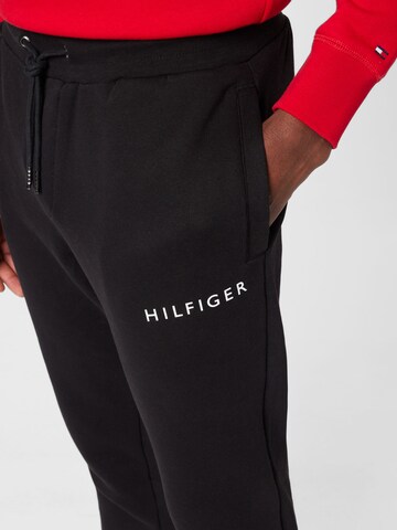 TOMMY HILFIGER Tapered Pants in Black