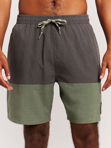 PROTEST Board Shorts 'PRTCabus' in Green: front