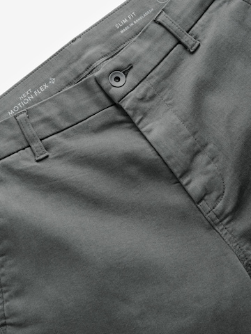 Slimfit Pantaloni chino di Next in grigio