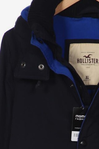 HOLLISTER Jacket & Coat in XL in Blue