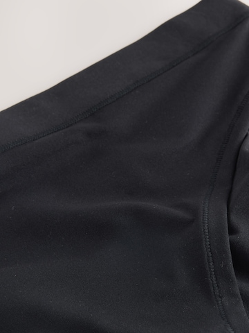 self. Panty in Black