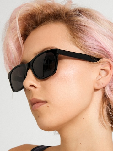 Pilgrim Sunglasses 'CORBYN' in Black