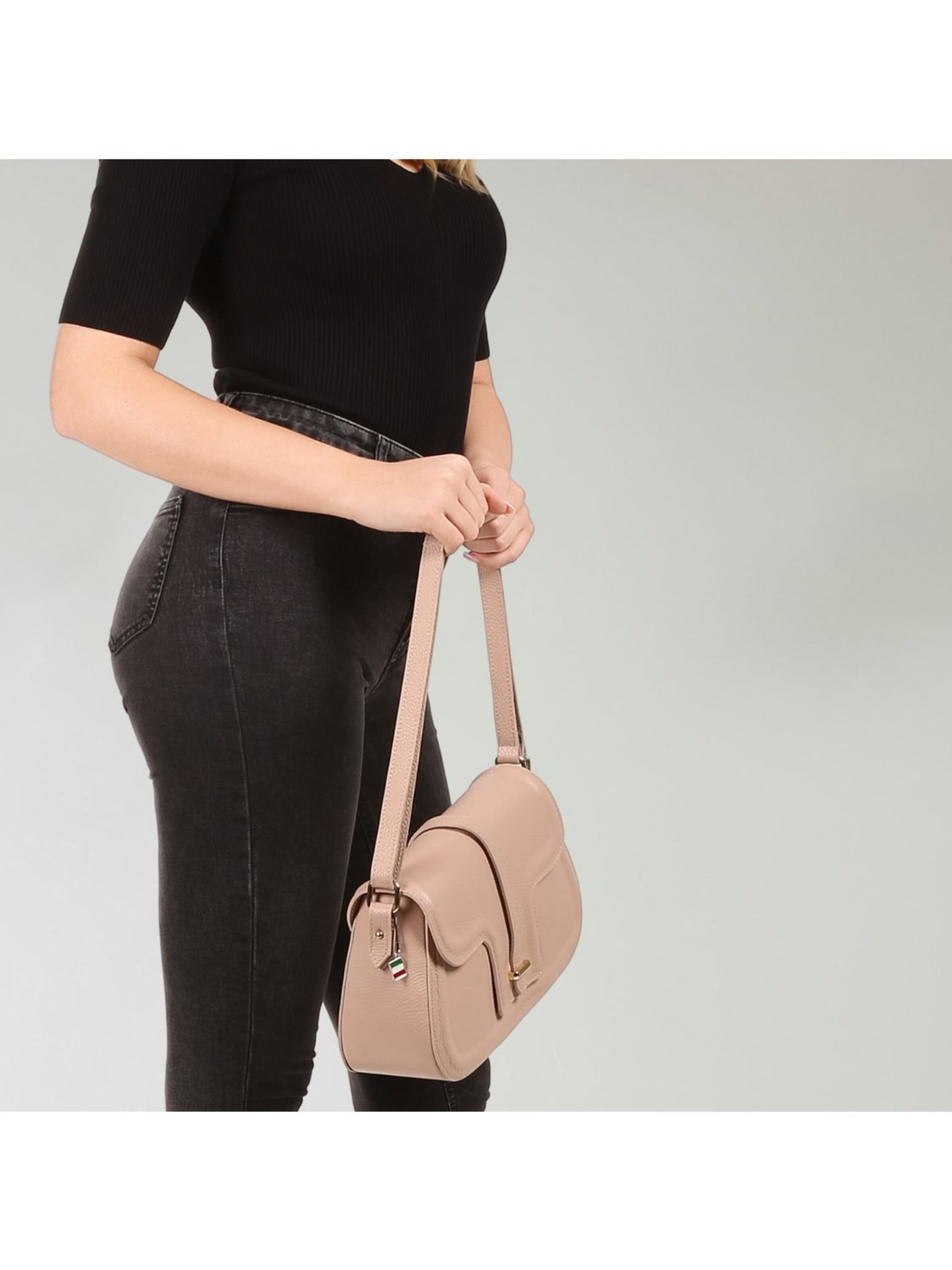 Florence Schoudertas in Roze