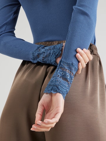 rosemunde Shirt in Blau