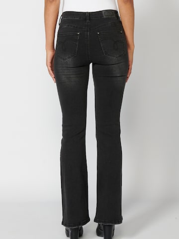 KOROSHI Regular Jeans i svart