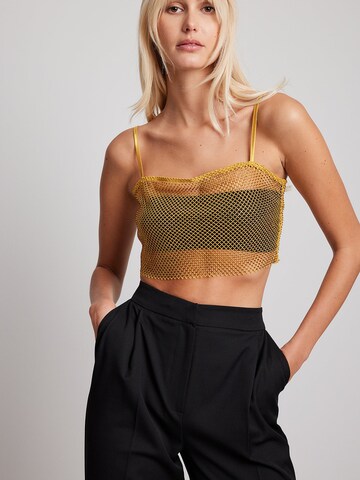 NA-KD Knitted Top in Gold: front