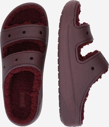 Crocs Pantolette 'Classic Cozzzy' in Rot