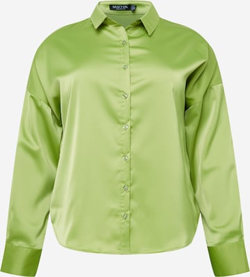 Nasty Gal Plus Blouse in Green: front