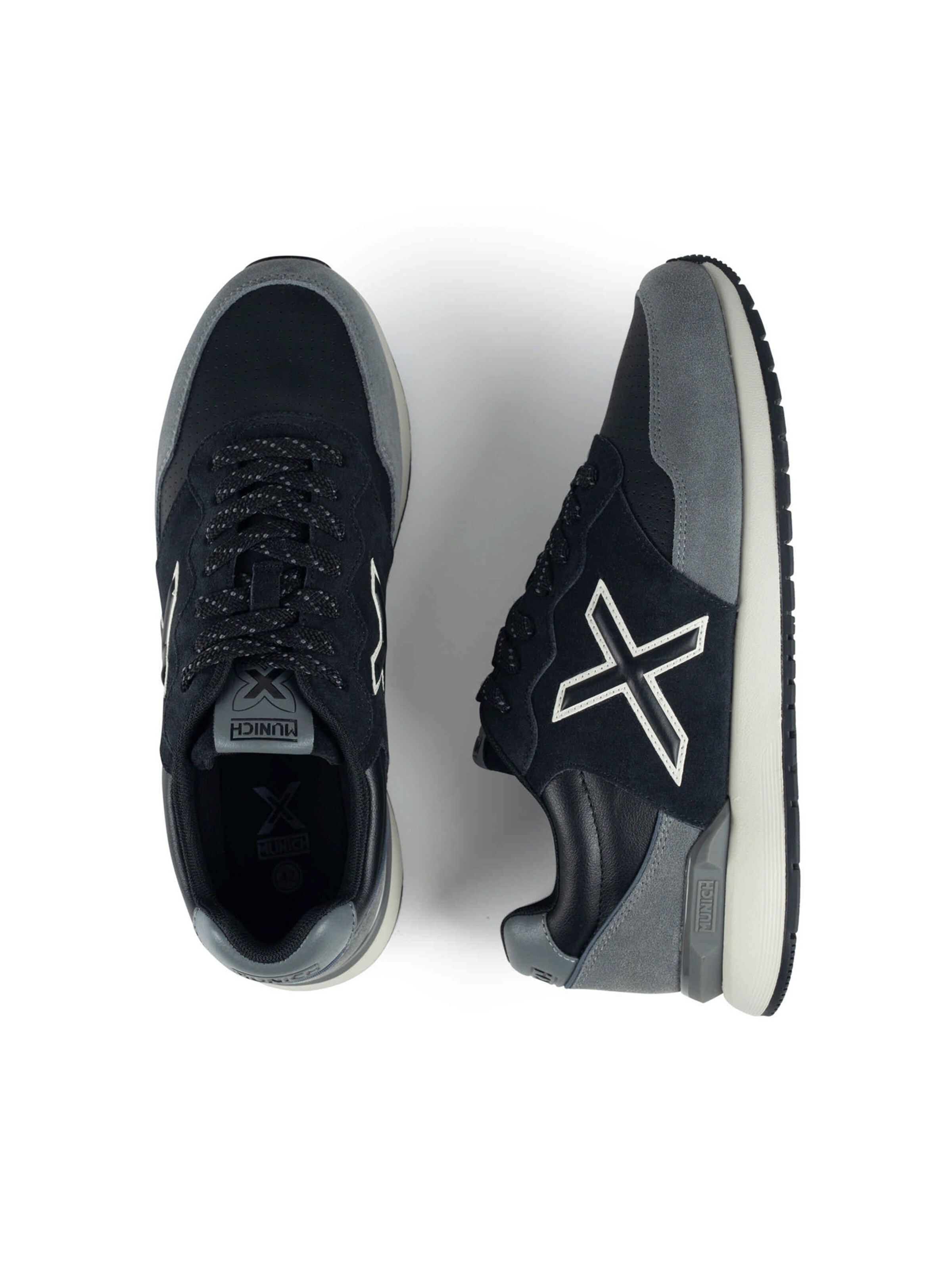 Baskets basses 'DASH' MUNICH en noir : au dessus