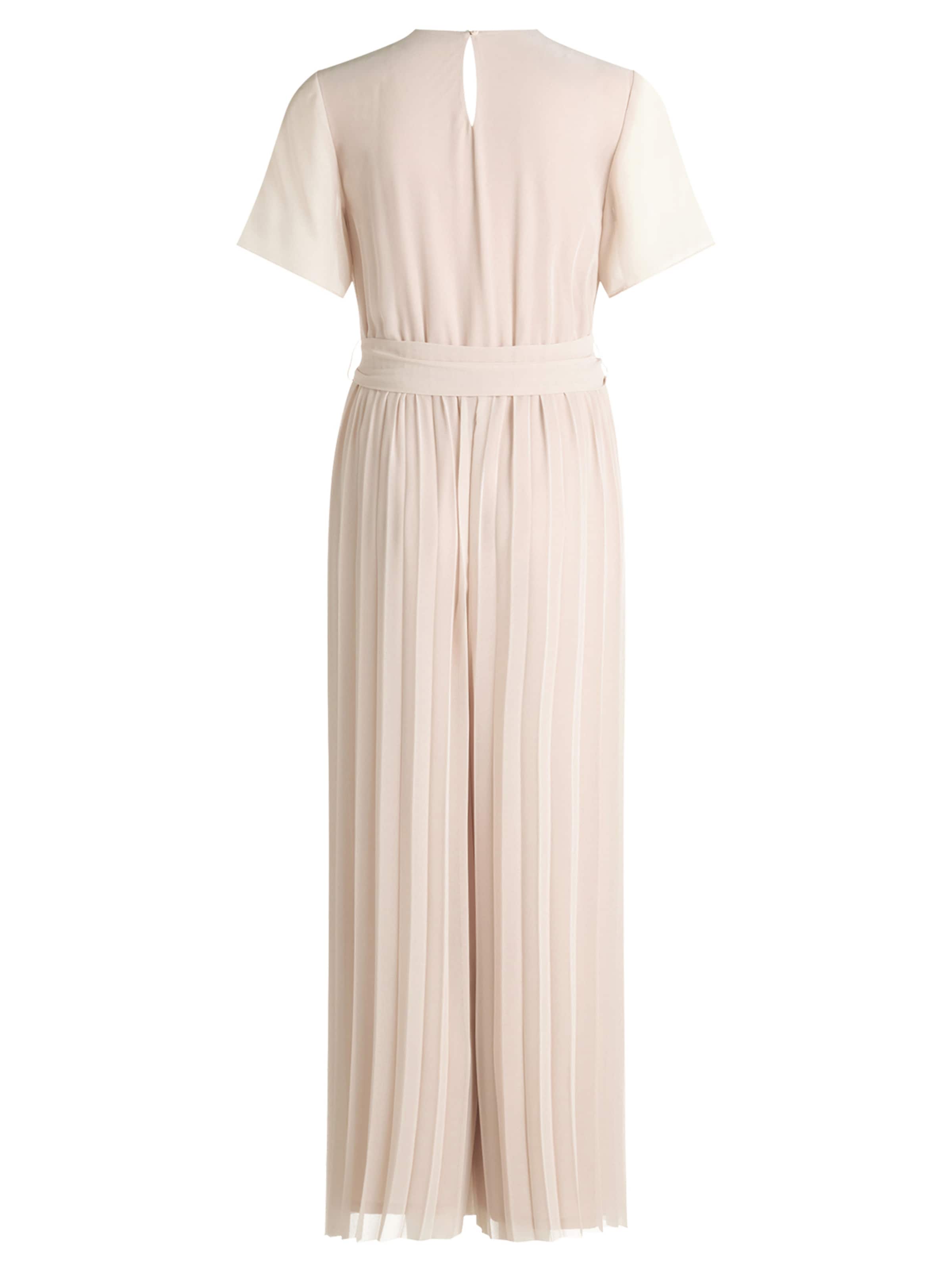 Tuta jumpsuit di Betty & Co in beige