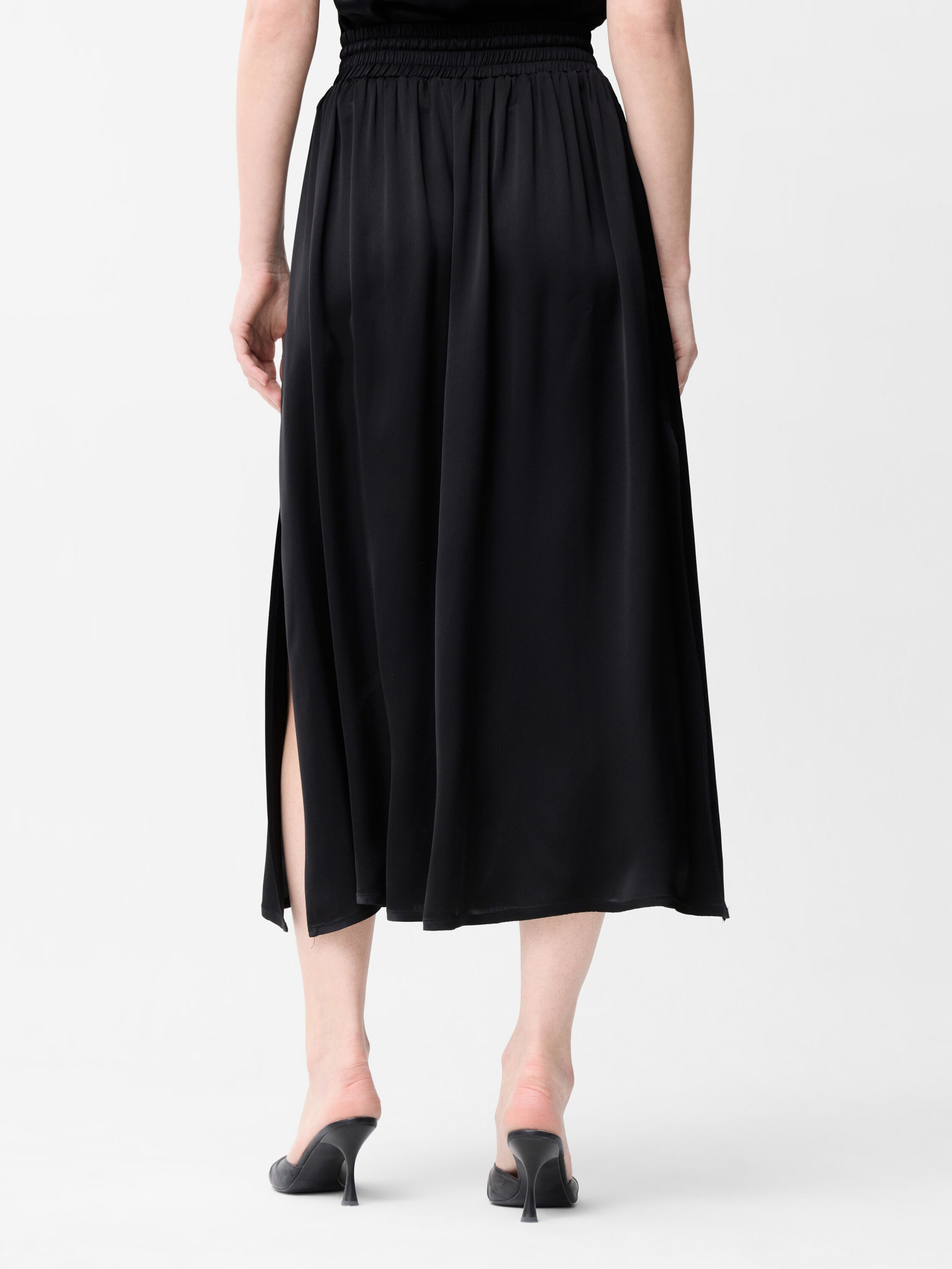 adl Skirt in Black