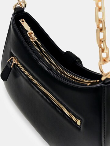 Sac bandoulière 'Carrie' GUESS en noir