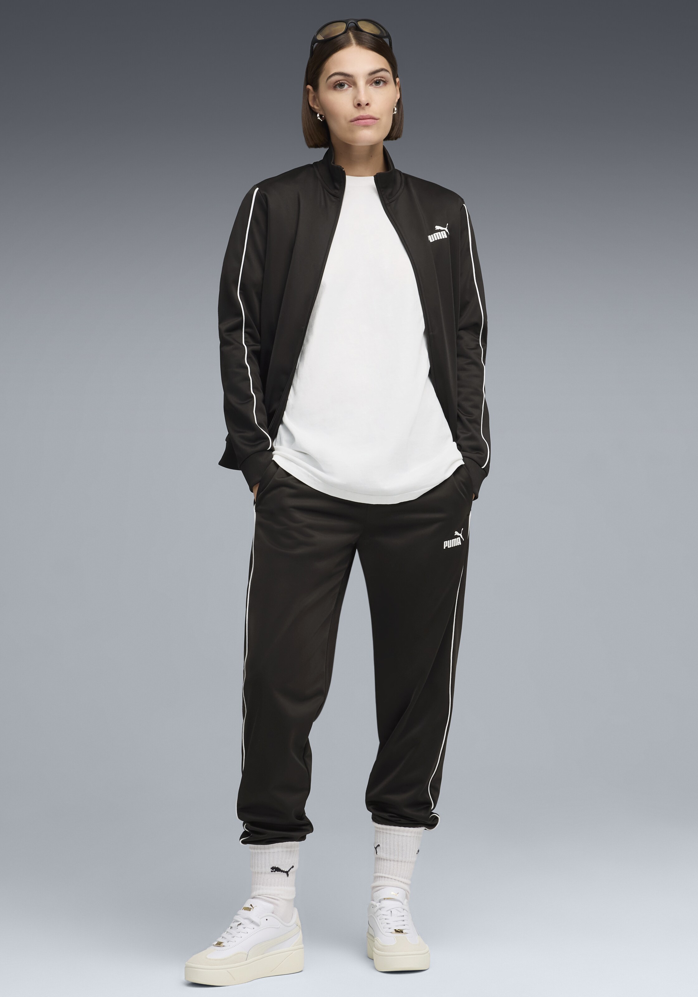 molly mae black nike tracksuit