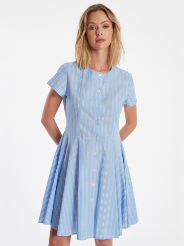 Robe-chemise 'Zavie' Ana Alcazar en bleu : devant