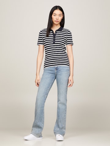 TOMMY HILFIGER Koszulka w kolorze niebieski