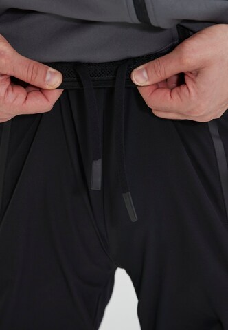 Virtus Regular Workout Pants 'Kodos' in Black