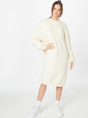 Robe Urban Classics en beige : devant