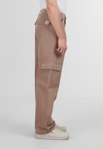 regular Pantaloni cargo di Karl Kani in beige