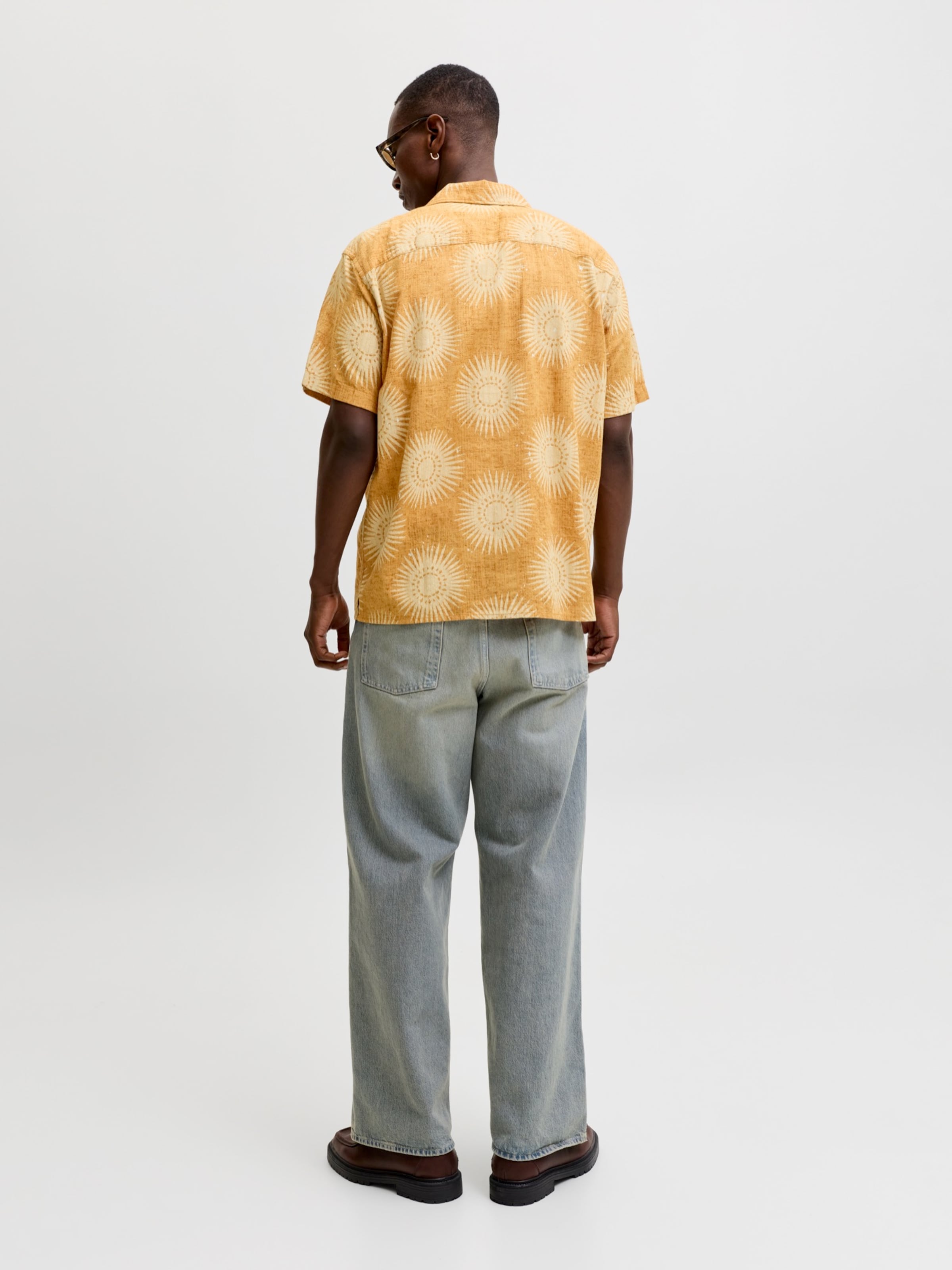 Jack & Jones Premium Comfort Fit Skjorta 'JPRBLUBILBAO' i gul