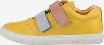 DULIS Sneakers in Yellow: front