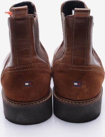 TOMMY HILFIGER Stiefeletten 42 in Braun