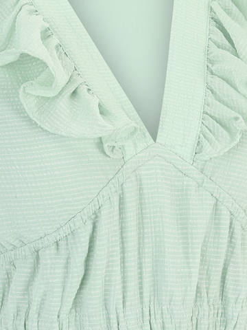 Vero Moda Petite Kleid 'VMEMILIE' in Grün