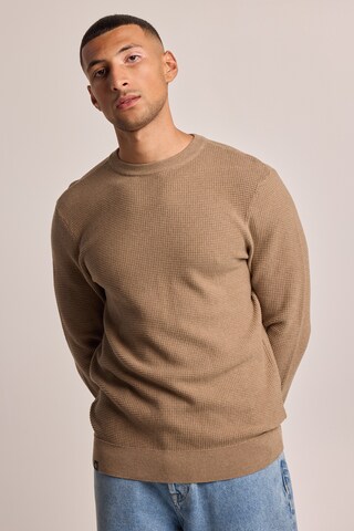 America Today Sweater in Green: front