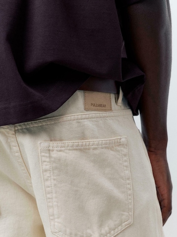 Pull&Bear Regular Jeans in Beige