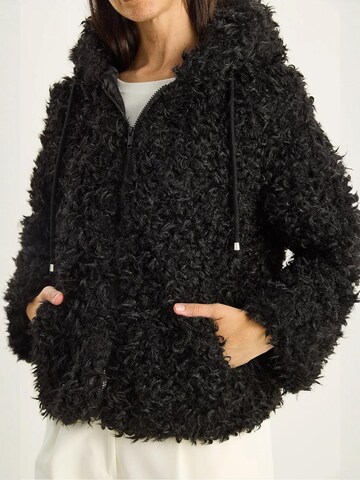 Giacca di mezza stagione di Bianco Lucci in nero