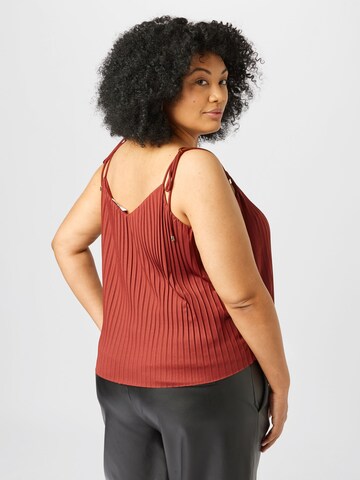 ABOUT YOU Curvy Top 'Malin' in Brown