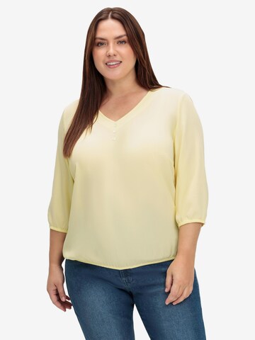 SHEEGO Tunic in Yellow: front