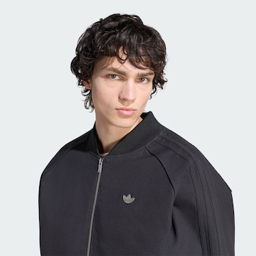 ADIDAS ORIGINALS Φθινοπωρινό και ανοιξιάτικο μπουφάν 'Sst' σε μαύρο