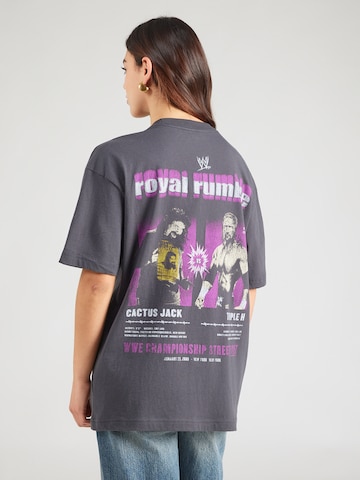 HOLLISTER Majica 'ROYAL RUMBLE' | siva barva