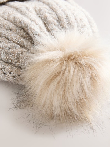 Next - Gorros em cinzento