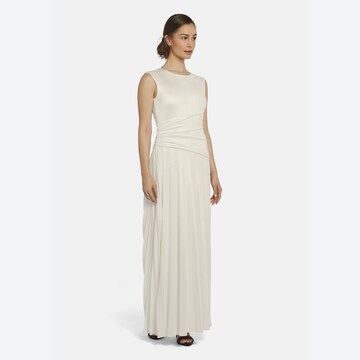 Nicowa Evening dress in White: front