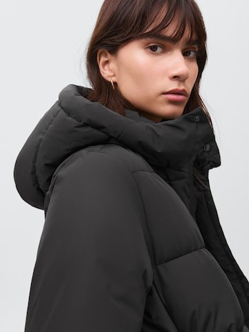 Giacca invernale di MANGO TEEN in nero