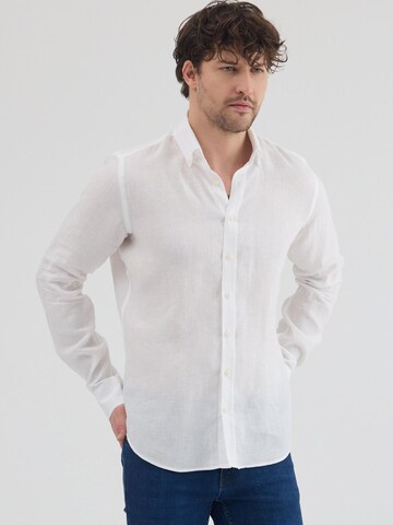 Slim fit Camicia business 'Leonardo Essentials Linen Man Shirt White' di 7Camicie in bianco
