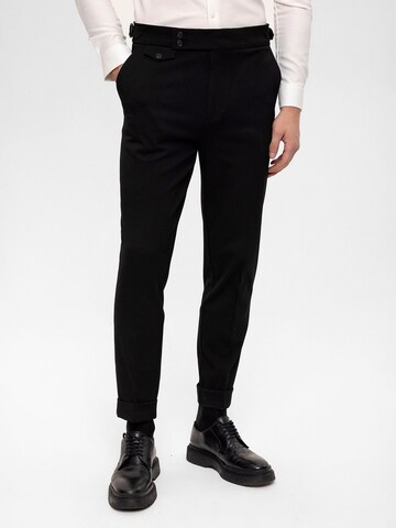 Antioch Regular Trousers with creases in Black: front