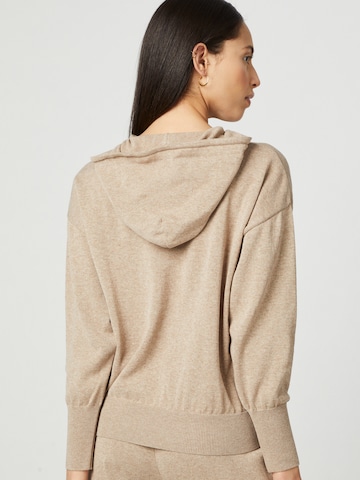 Liz Kaeber Sweatshirt in Beige